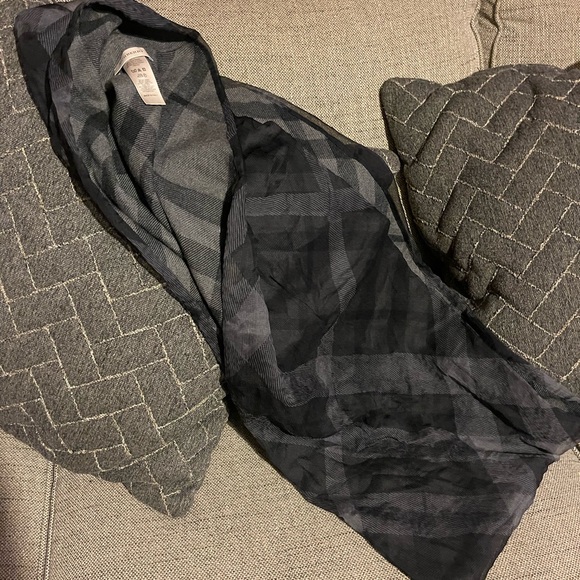 Scarf - Picture 2 of 2